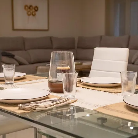 Apartment Q2 *